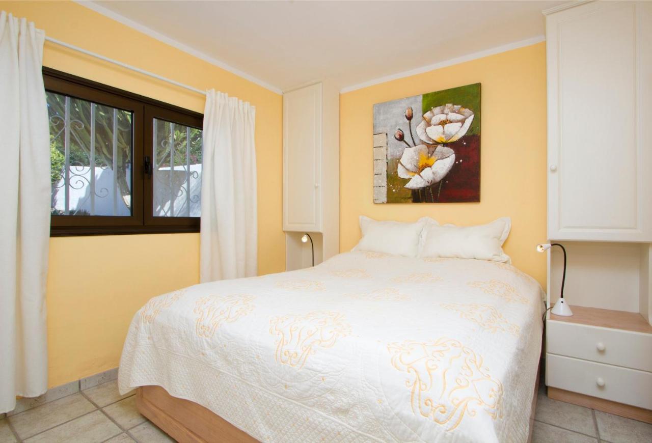 Colina Del Sol 1106 Appartement *